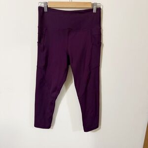 Zyia Womens Purple Capri Leggings Size 6 Pockets Athletic Gym Running Yoga